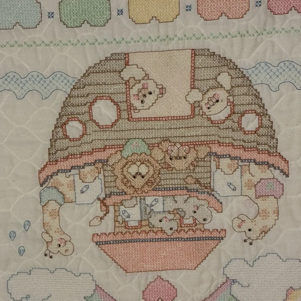 VTG 1993 Bucilla Noahs Ark Cross Stitch Baby Crib Quilt 64003 Handmade 31x40